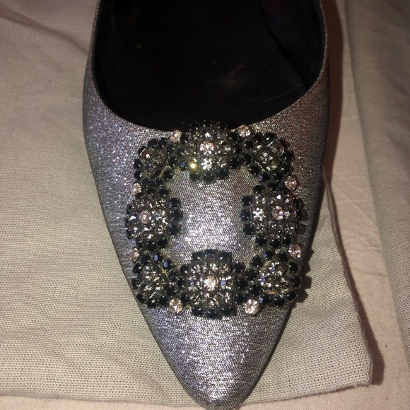 Manolo Blahnik silver flats - Picture 7 of 7